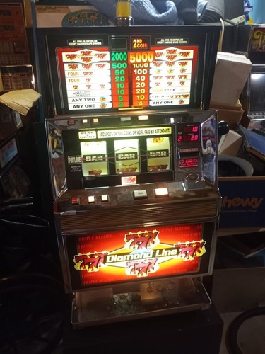 Bally diamond line slot - diamond,