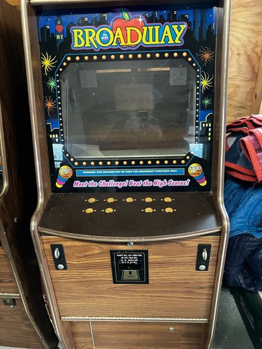 Slot gaming machine - slot,