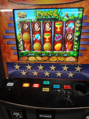 Slot gaming machine - slot,